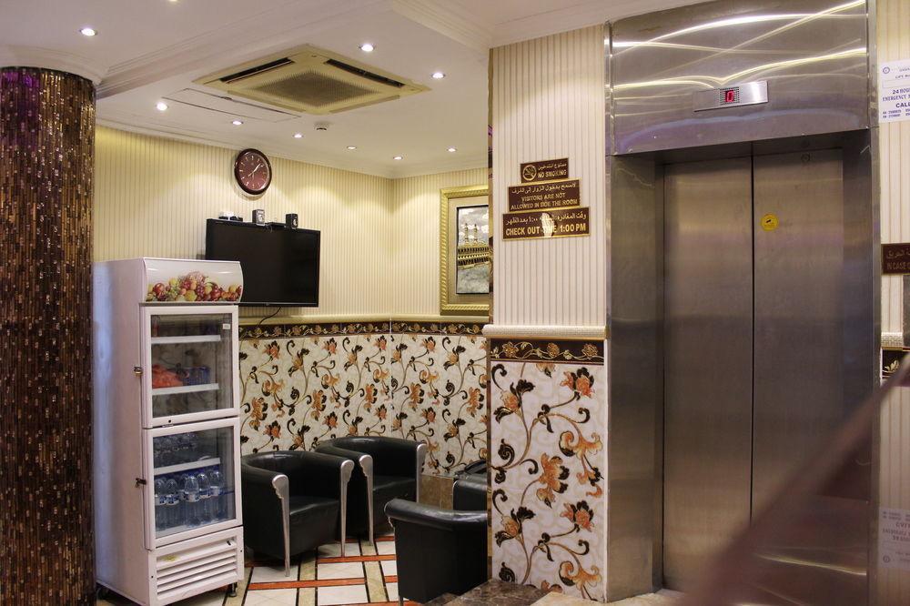 Sutchi Hotel Dubaj Exteriér fotografie