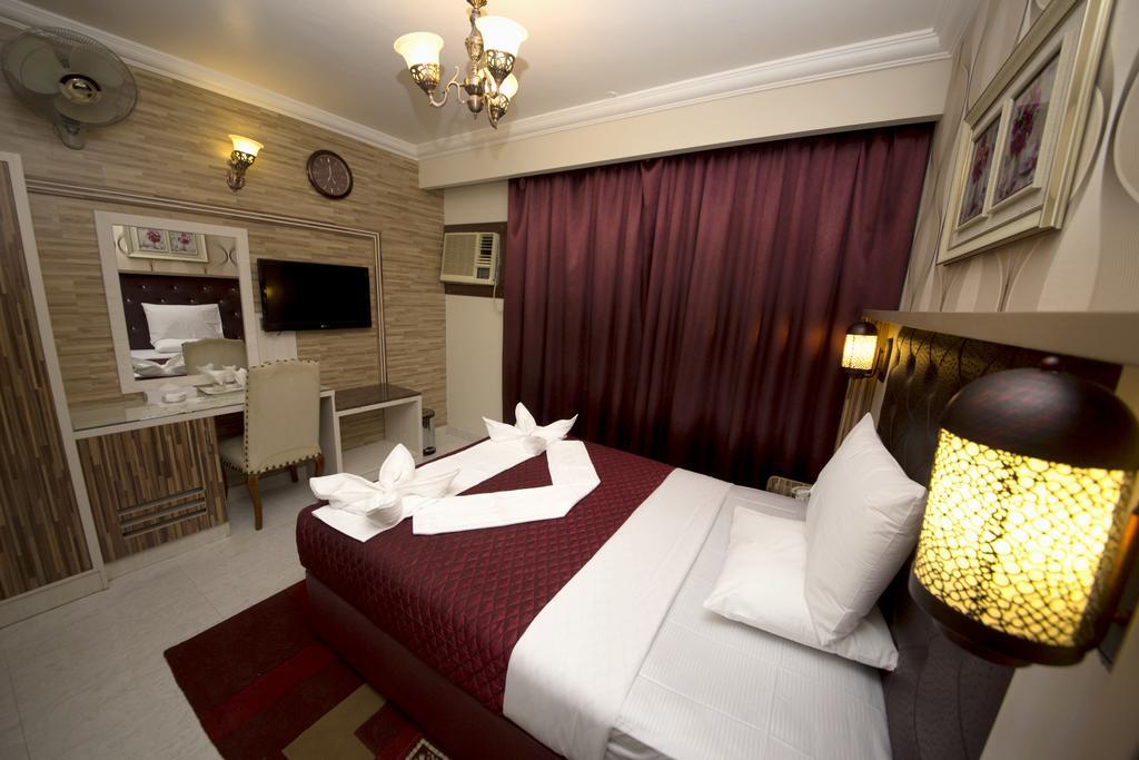 Sutchi Hotel Dubaj Exteriér fotografie