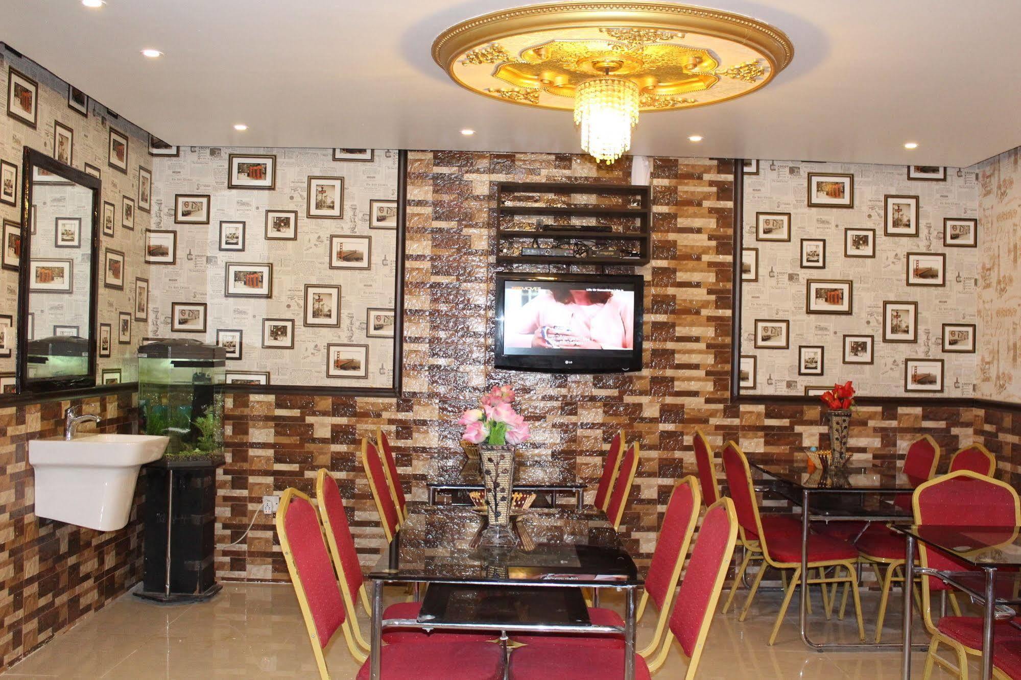 Sutchi Hotel Dubaj Exteriér fotografie