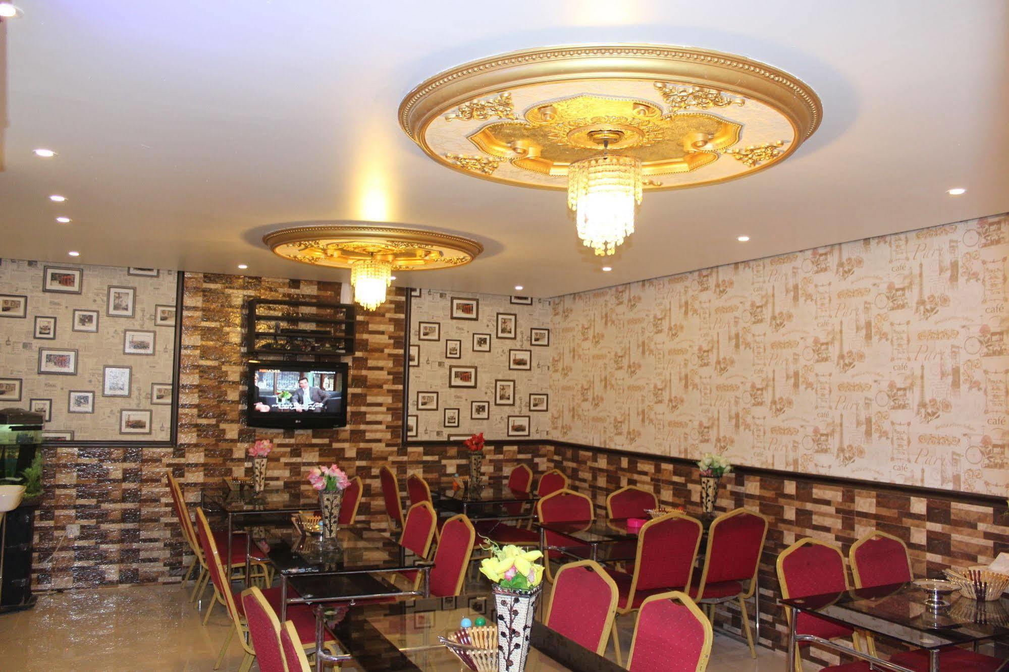 Sutchi Hotel Dubaj Exteriér fotografie