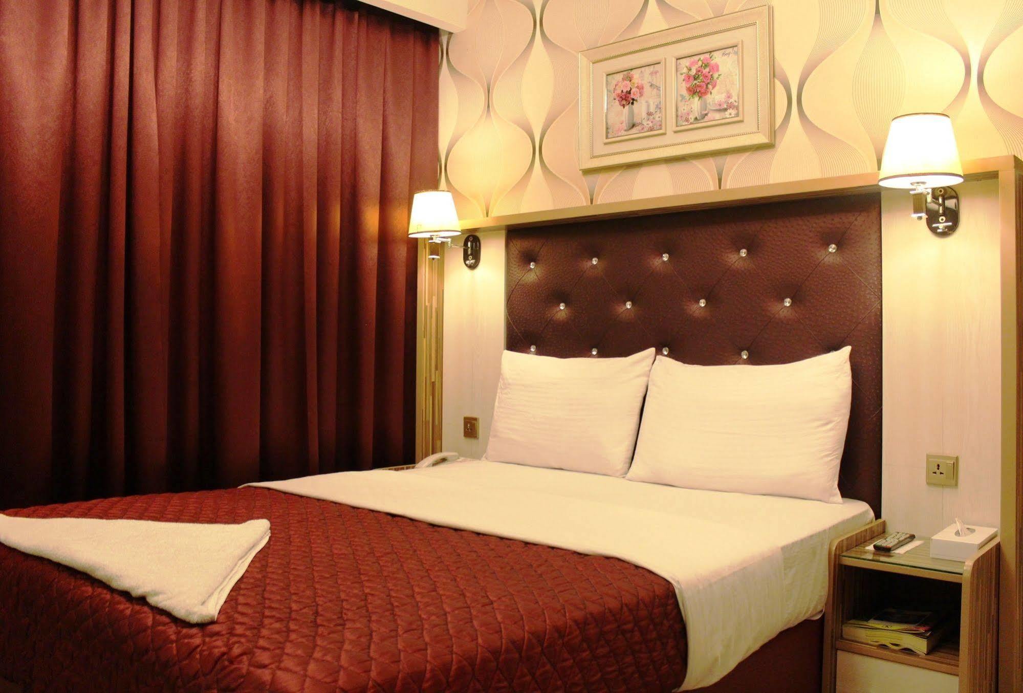 Sutchi Hotel Dubaj Exteriér fotografie